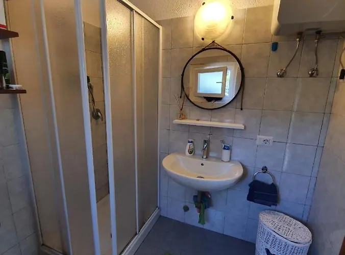 펜션 Re Di Quadri 루이노